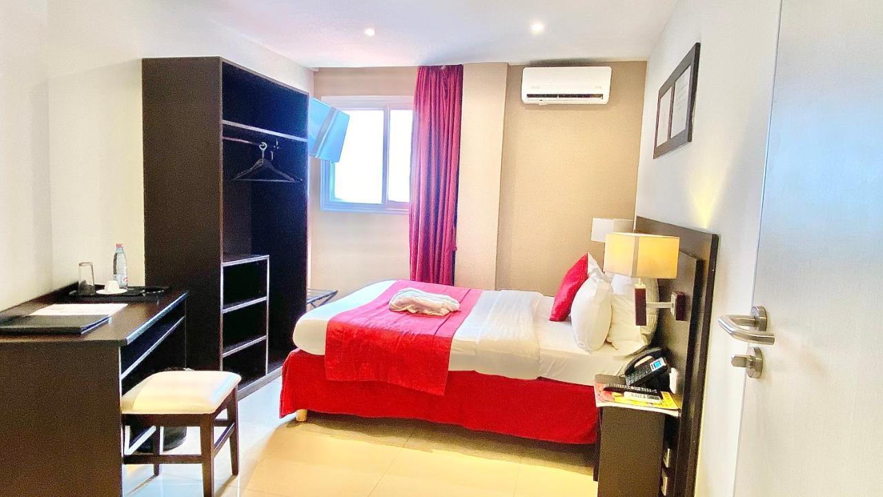 Hotel M'Lys Conakry Bagian luar foto