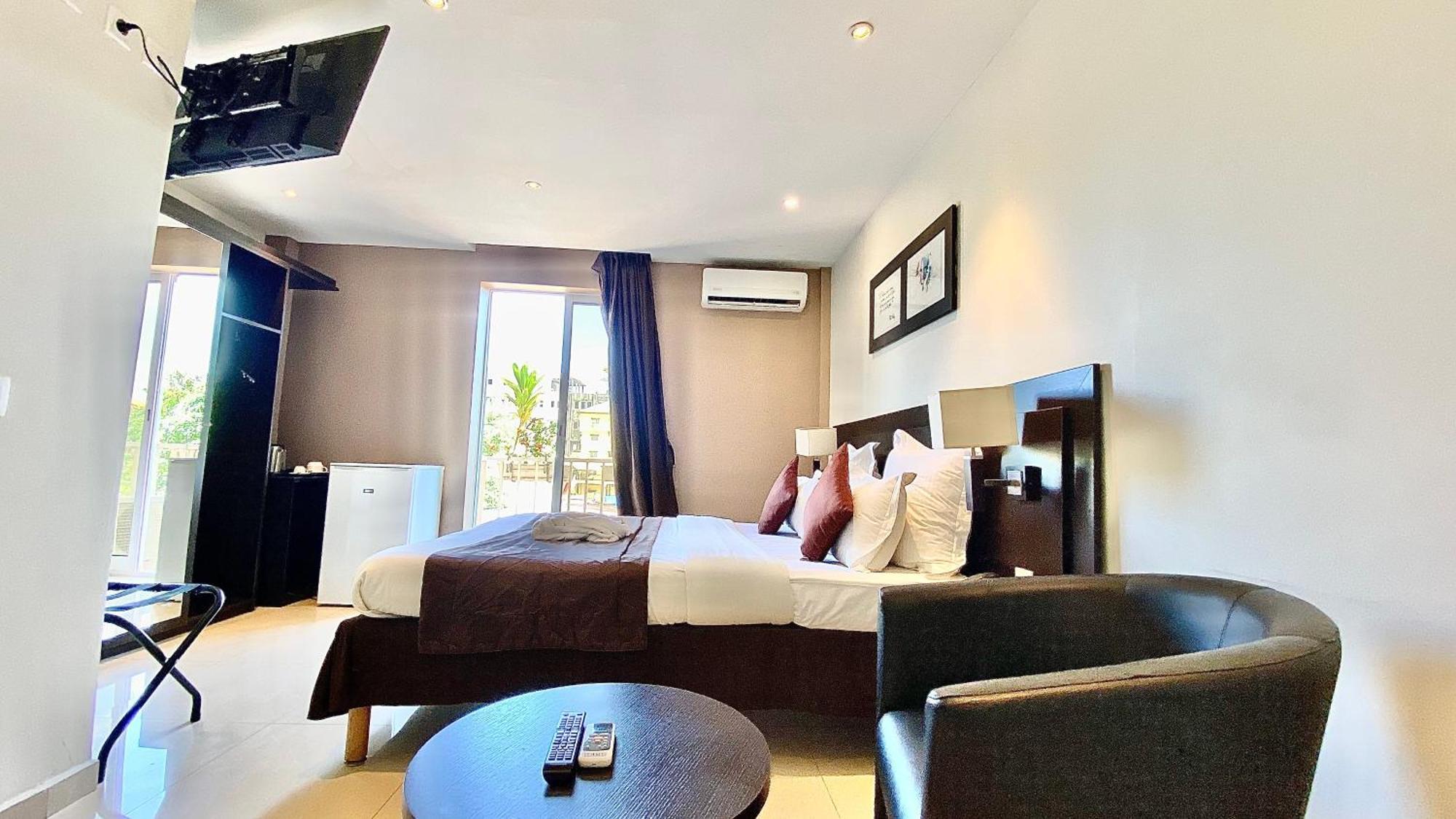 Hotel M'Lys Conakry Bagian luar foto
